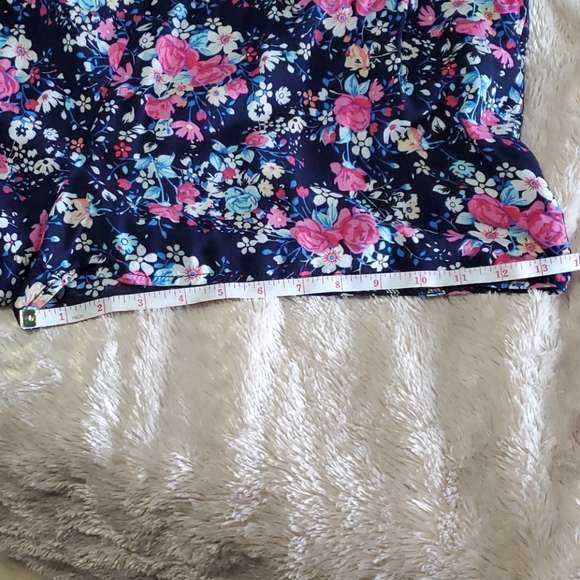 Romper. Retro flower design. - Picture 7 of 7